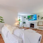 Classic 5 Bdrm Andalucian W Pool & Sea View Marbella