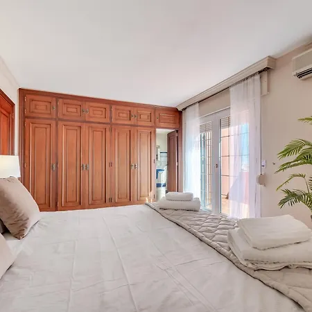 Classic 5 Bdrm Andalucian W Pool&sea View *