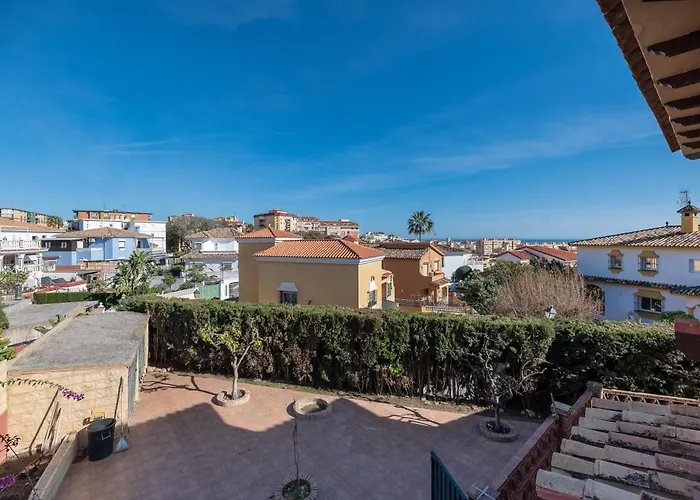 Apartment Classic 5 Bdrm Andalucian W Pool & Sea View *