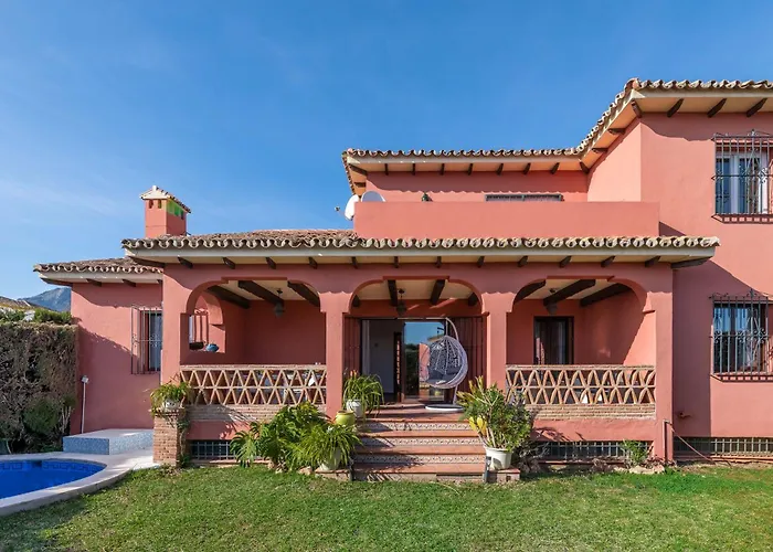 Appartement Classic 5 Bdrm Andalucian W Pool & Sea View *