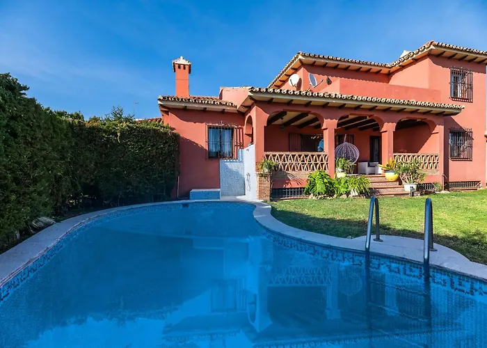 Apartament Classic 5 Bdrm Andalucian W Pool & Sea View Marbella